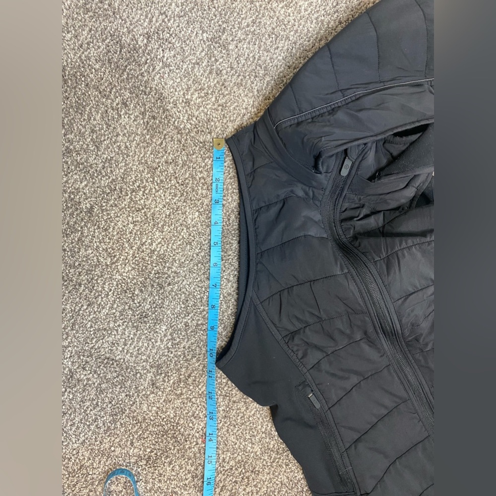 LULULEMON Vest - Picture 7 of 8